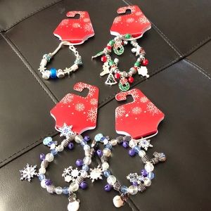 Lot of 4 Christmas 🎄 Bracelets